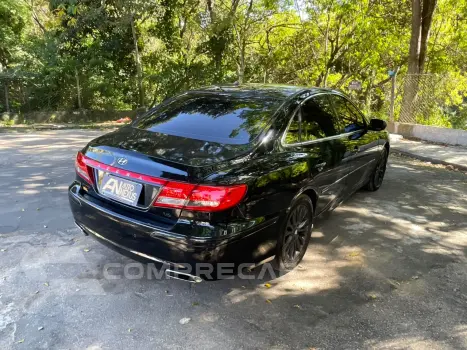 AZERA 3.3 MPFI GLS Sedan V6 24V