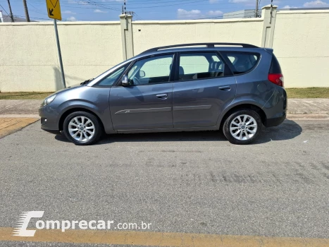 J6 2.0 16V 7 Lugares