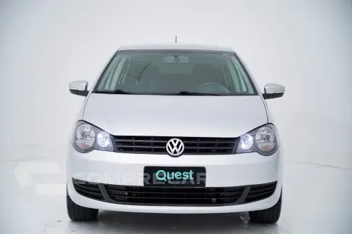 Volkswagen Polo Sedan 1.6 Mi Total Flex 8V 4p 4 portas