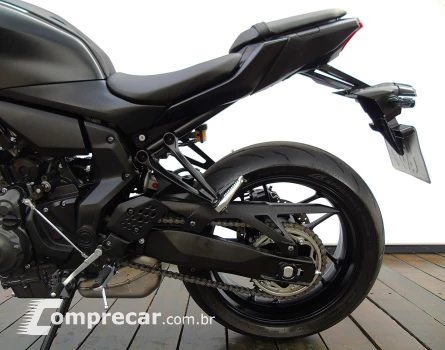 YAMAHA MT-07 CONNECTED ABS