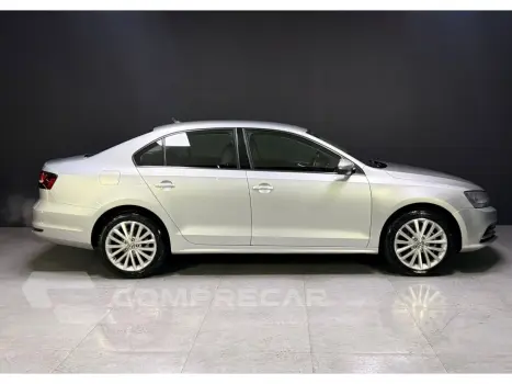 JETTA 2.0 COMFORTLINE FLEX 4P TIPTRONIC