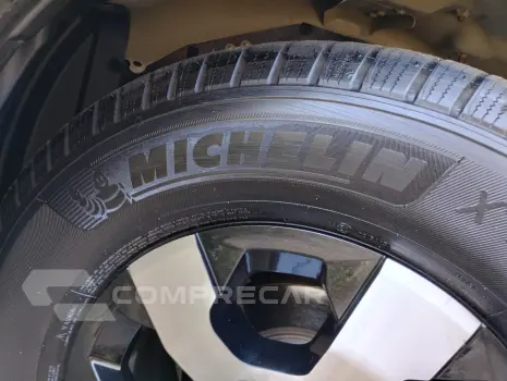S10 2.4 MPFI LTZ 4X2 CD 8V