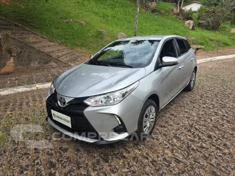 Toyota YARIS 1.5 16V FLEX XL MULTIDRIVE 4 portas