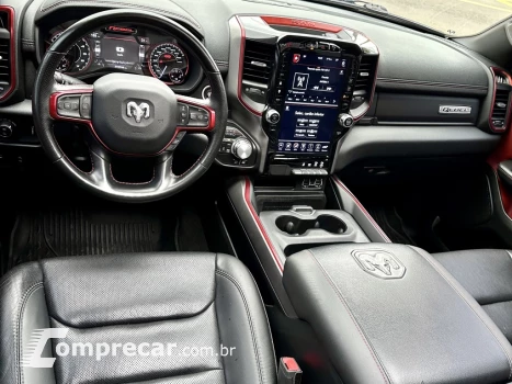 1500 5.7 V8 GASOLINA REBEL CD 4X4 AUTOMÁTICO