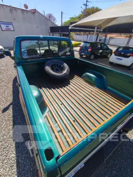 F-1000 2.5 XL 4X2 CS 8V Turbo