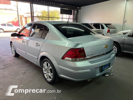 VECTRA 2.0 MPFI Elegance 8V 140cv