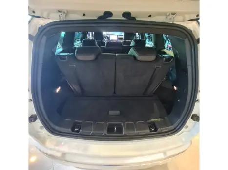 COMMANDER 1.3 T270 TURBO FLEX OVERLAND AT6