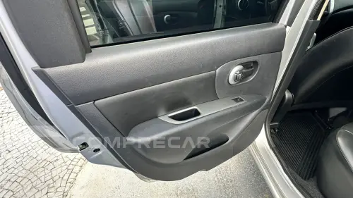 LIVINA 1.8 SL 16V