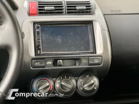 FIT - 1.4 LXL 8V 4P AUTOMÁTICO