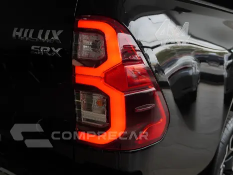 HILUX 2.8 D-4D TURBO DIESEL CD SRX 4X4 AUTOMÁTICO