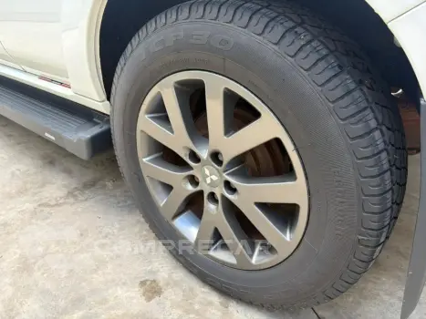 Pajero TR4 2.0 Flex 16V 4X2 Aut.