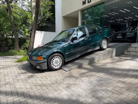 BMW 325I 2.5 Sedan 24V 4 portas
