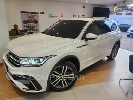 Tiguan 2.0 300 TSI ALLSPACE R-LINE TURBO AUTOMÁTICO