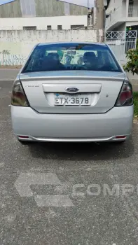 Fiesta sedã  1.6
