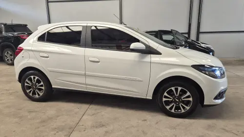 ONIX 1.4 MPFI LTZ 8V