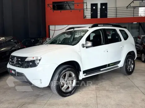 Renault DUSTER - 2.0 DYNAMIQUE 4X2 16V 4P AUTOMÁTICO 4 portas