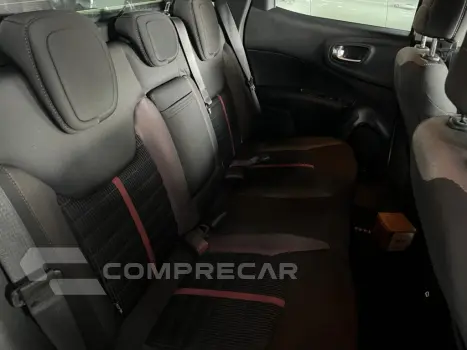 TORO 1.8 16V EVO FLEX FREEDOM AT6