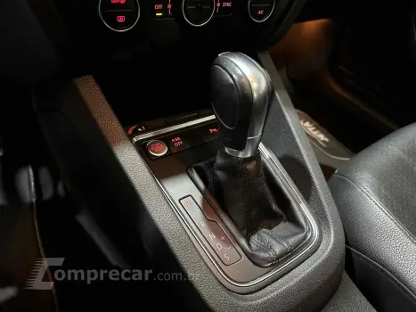 JETTA 2.0 COMFORTLINE FLEX 4P TIPTRONIC