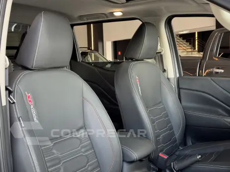 Frontier 2.3 16V PRO4X CABINE DUPLA 4X4 BI-TURBO DIESEL AUTO