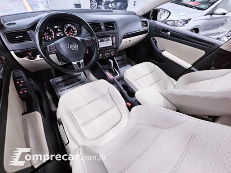 JETTA 2.0 COMFORTLINE FLEX 4P AUT