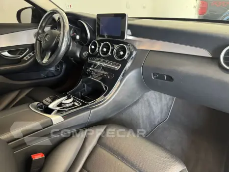 C 180 1.6 16V 4P CGI AVANTGARDE TURBO AUTOMÁTICO