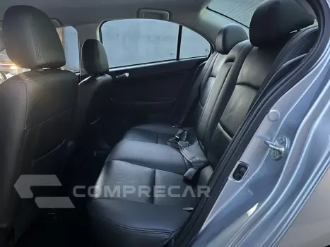 Lancer HL 2.0 16V 160cv Aut.