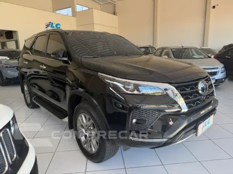 Hilux SW4 2.8 16V 4P SRX 4X4 7 LUGARES TURBO DIESEL AUTOMÁTI