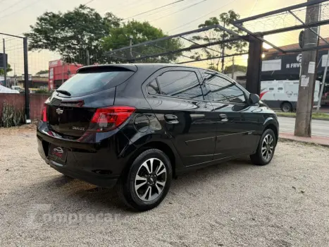 Onix Hatch 1.4 4P FLEX LTZ AUTOMÁTICO