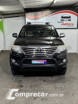 Hilux SW4 SR 4x2 2.7/ 2.7 Flex 16V Aut.