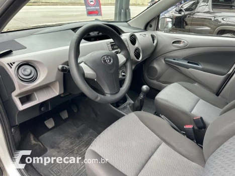 ETIOS HATCH - 1.5 XLS 16V 4P MANUAL