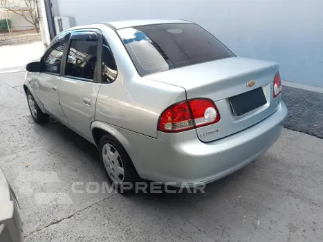 CLASSIC 1.0 MPFI Sedan 8V