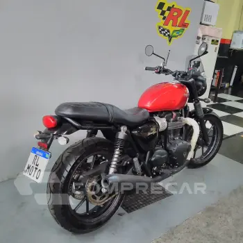 STREET TWIN 900