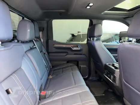 SILVERADO 5.3 V8 1500 High Country 4X4