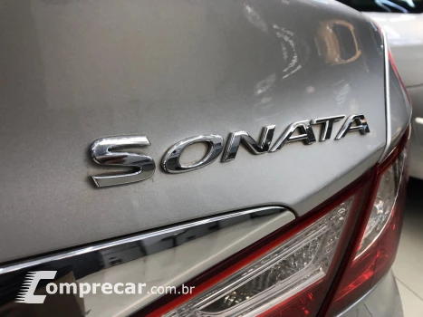 Hyundai Sonata 2.4 16V 182cv 4p Aut. 4 portas