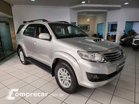 Hilux SW4 3.0 16V 4P SRV 4X4 TURBO DIESEL AUTOMÁTICO
