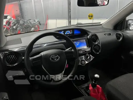 ETIOS HATCH - 1.3 X 16V 4P MANUAL