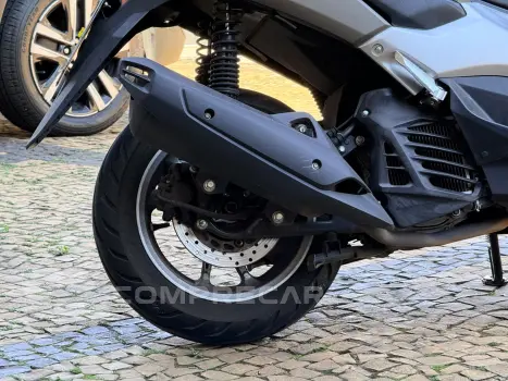 NMAX 160 ABS