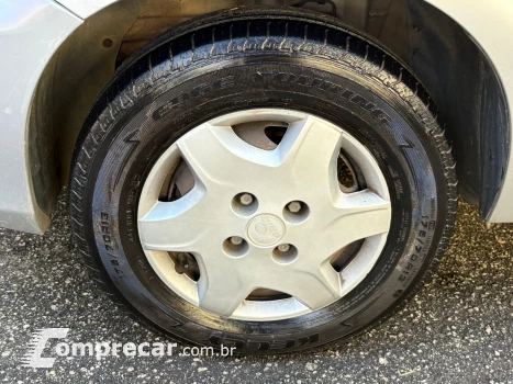 CELTA 1.0 MPFI LT 8V