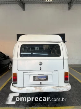 VOLKSWAGEN KOMBI 1.6 STD 8V