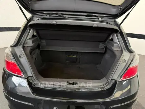 VECTRA HATCH GT