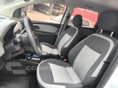 SPIN - 1.8 ADVANTAGE 8V 4P AUTOMÁTICO