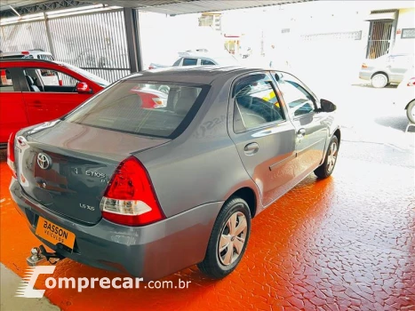 ETIOS 1.5 XS Sedan 16V