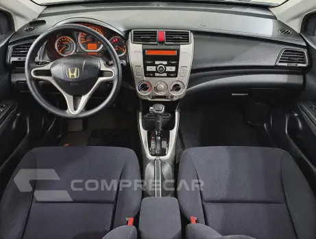CITY 1.5 LX Sedan 16V