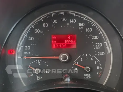 NEW BEETLE 2.0 MI 8V GASOLINA 2P AUTOMATICO