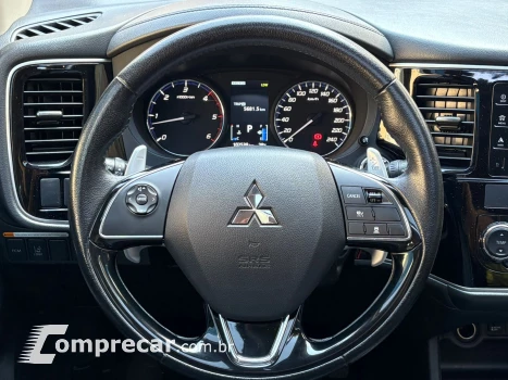 OUTLANDER 2.2 Mivec Di-d Hpe-s AWD