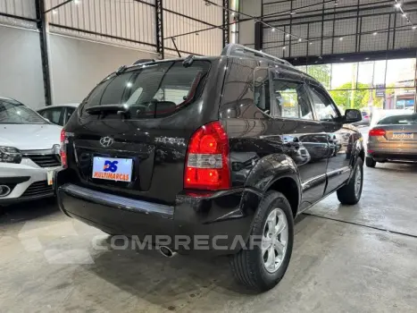 TUCSON - 2.0 GL 2WD 16V 4P MANUAL