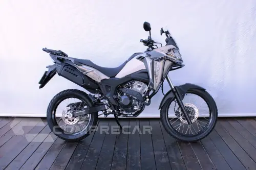 HONDA XRE 300 SAHARA ADVENTURE