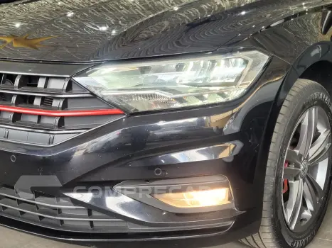 JETTA R-Line 250 TSI 1.4 Flex 16V Aut.