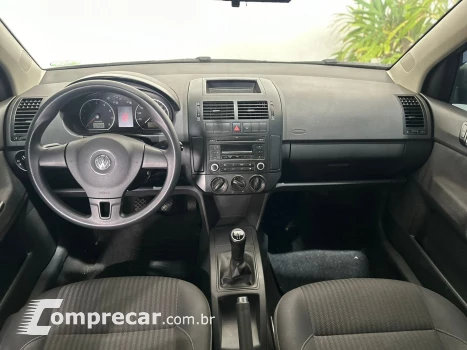 POLO SEDAN 1.6 MI 8V