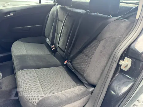 VECTRA 2.0 MPFI GT Hatch 8V